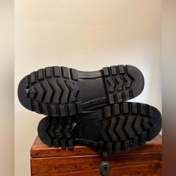 Burberry Women's Kenyon Nova Belt Rain Boots Size ( 5-35 ) Black - Picture 5 of 13